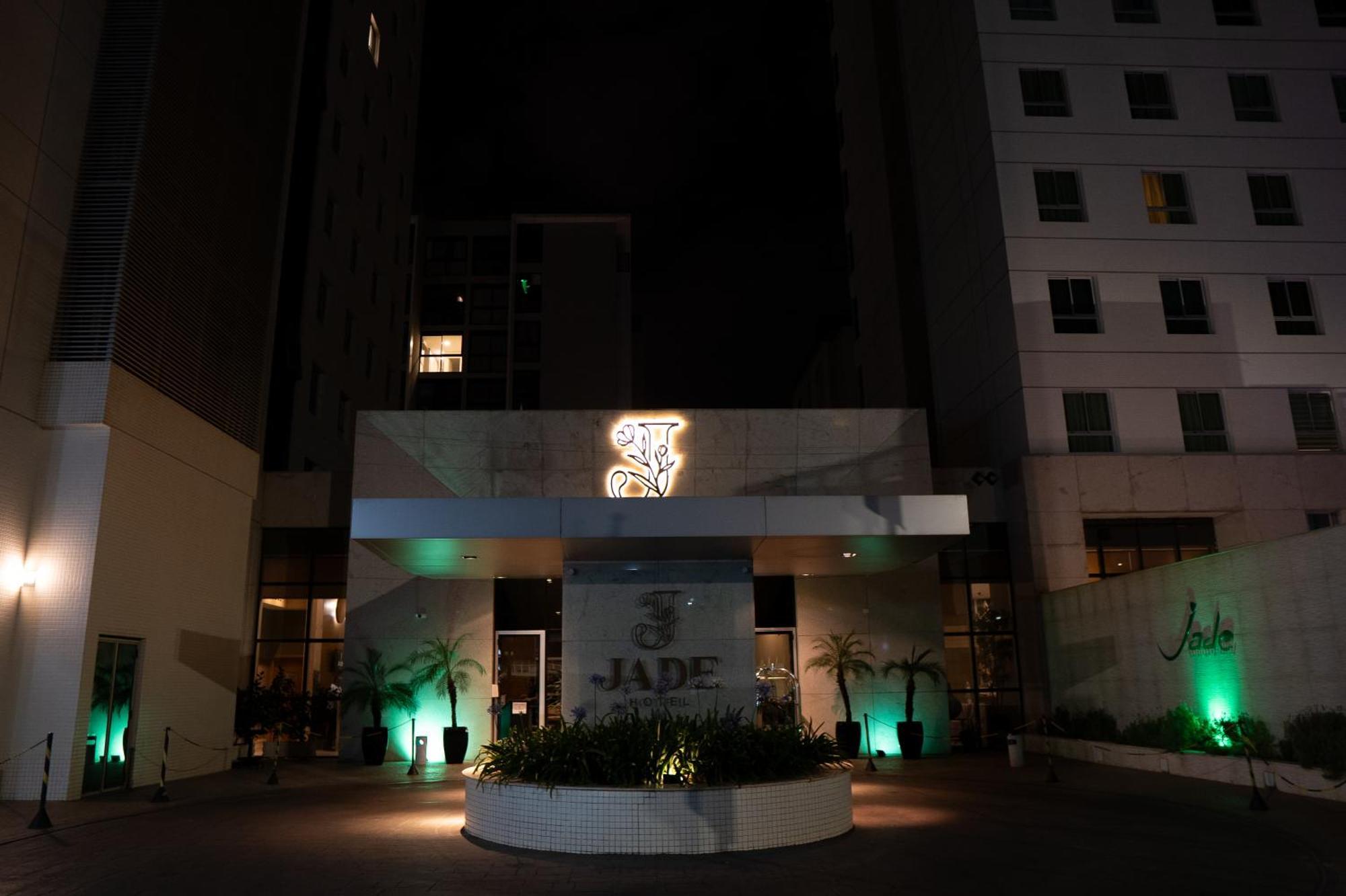 Jade Hotel Brasilia Candangolandia Exterior foto The entrance of the hotel